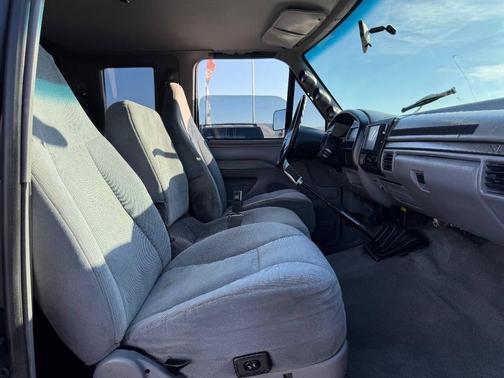 1995 Ford F-250 XLT SuperCab H/D