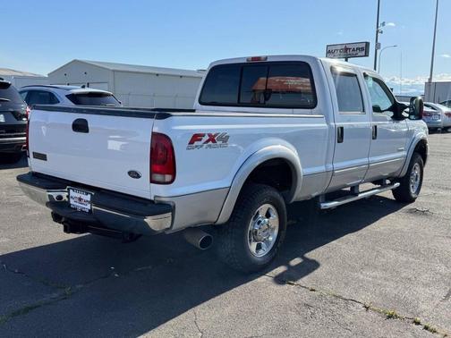 Oxford White Clearcoat/Silver 2005 Ford F-250 Lariat