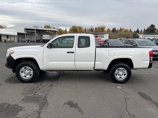 2018 Toyota Tacoma SR