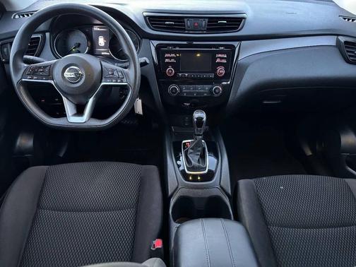 2018 Nissan Rogue Sport S