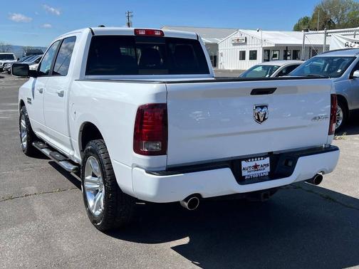 Bright White Clear Coat 2015 RAM 1500 Sport