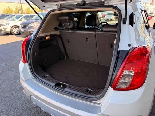 White Pearl Tricoat/Satin Nickel Metallic 2015 Buick Encore Leather