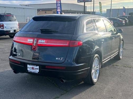 2019 Lincoln MKT Reserve