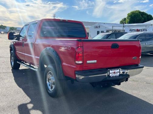 Red Clearcoat 2006 Ford F-350 XLT Crew Cab Super Duty