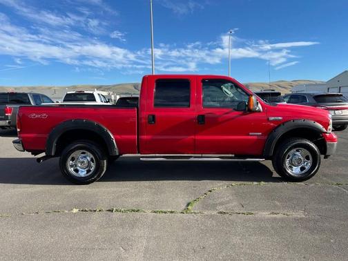 Red Clearcoat 2006 Ford F-350 XLT Crew Cab Super Duty