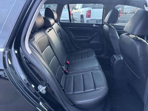 2013 Volkswagen Jetta SportWagen TDI