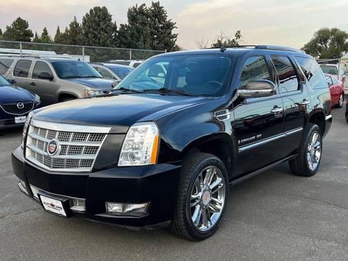 2014 Cadillac Escalade Platinum Edition