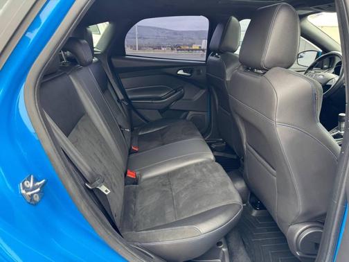 2017 Ford Focus RS Base