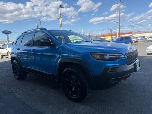 2022 Jeep Cherokee Trailhawk