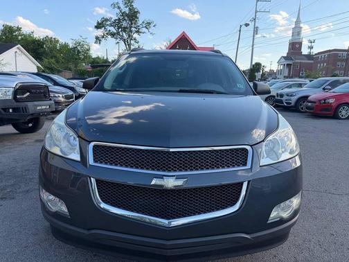 Gray 2011 Chevrolet Traverse LS