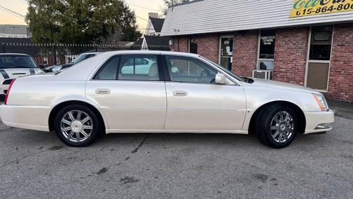 2008 Cadillac DTS Luxury III
