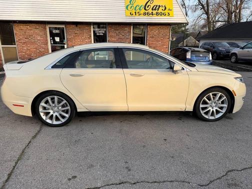 2015 Lincoln MKZ Hybrid Base