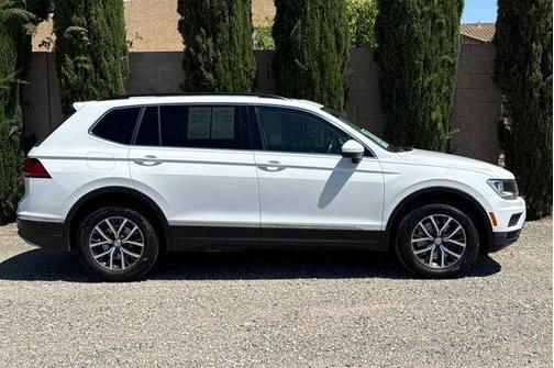 Pure White 2018 Volkswagen Tiguan 2.0T SE