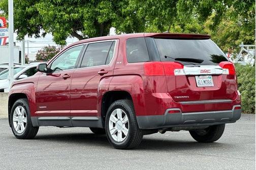 Merlot Jewel Metallic 2010 GMC Terrain SLE-1