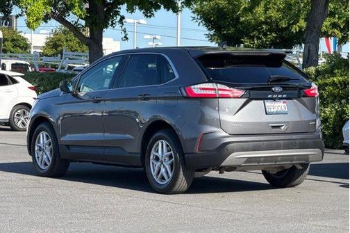 Gray Metallic 2023 Ford Edge SEL