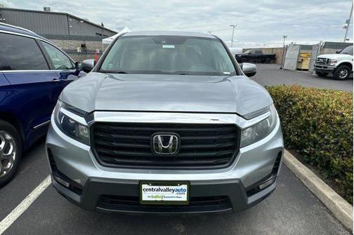 Silver 2023 Honda Ridgeline RTL