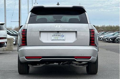 Silver Metallic 2026 Hyundai PALISADE Calligraphy