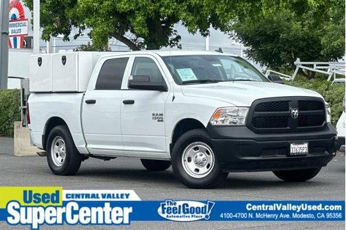 Bright White Clearcoat 2022 RAM 1500 Classic Tradesman
