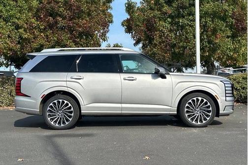 Silver Metallic 2026 Hyundai PALISADE Calligraphy