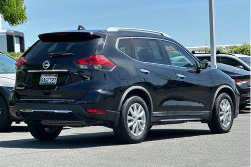 Magnetic Black 2017 Nissan Rogue SV
