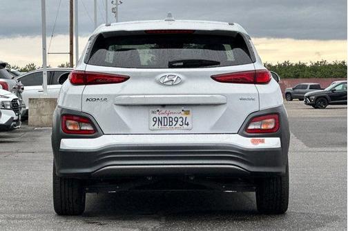 Chalk White / Black Roof 2020 Hyundai KONA EV Limited