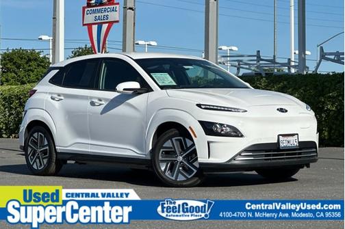 White 2023 Hyundai KONA EV SE