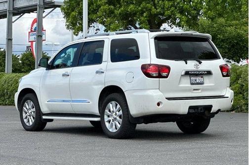 Blizzard Pearl 2021 Toyota Sequoia Platinum
