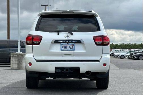 Blizzard Pearl 2021 Toyota Sequoia Platinum