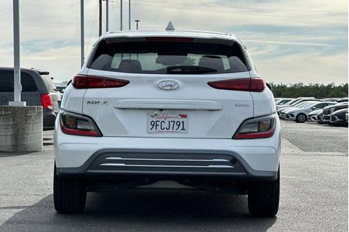 Lunar White 2023 Hyundai KONA EV SE