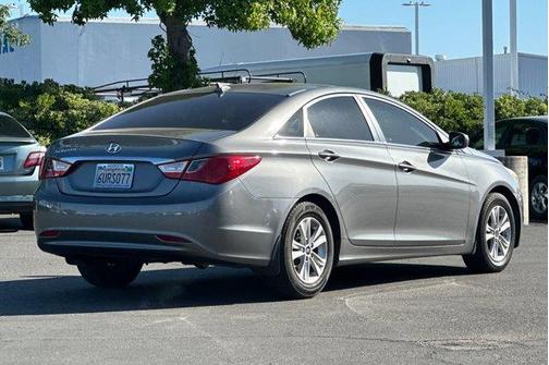 Harbor Gray Metallic 2012 Hyundai SONATA GLS