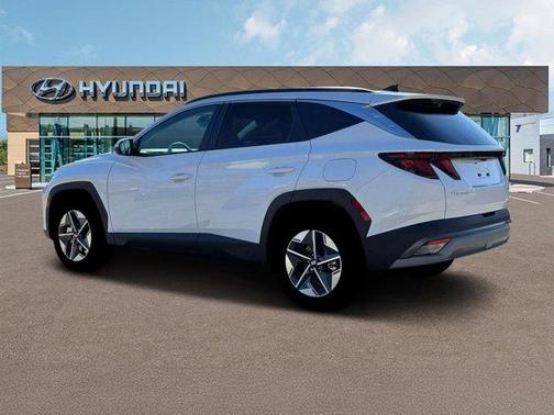 Pearl 2026 Hyundai TUCSON Plug-In Hybrid SEL