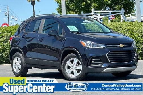 Midnight Blue Metallic 2022 Chevrolet Trax LT