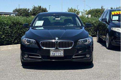 Black Sapphire Metallic 2016 BMW 528 i