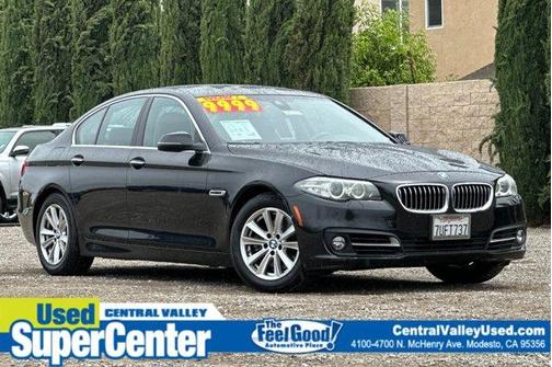 Black Sapphire Metallic 2016 BMW 528 i
