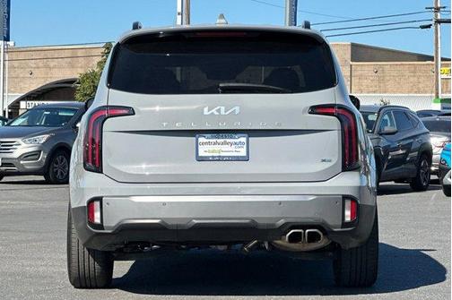 Wolf Gray 2023 Kia Telluride SX