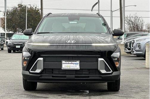 Abyss Black Pearl 2026 Hyundai KONA SEL Sport