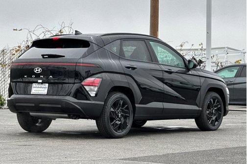 Abyss Black Pearl 2026 Hyundai KONA SEL Sport