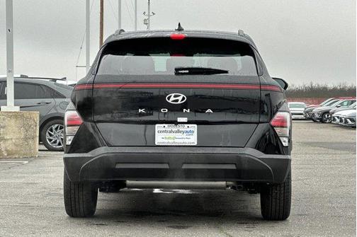 Abyss Black Pearl 2026 Hyundai KONA SEL Sport