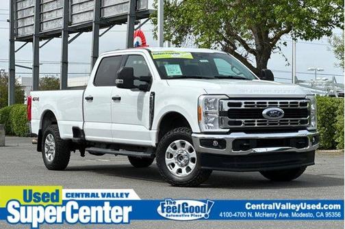 Oxford White 2023 Ford F-250 XLT