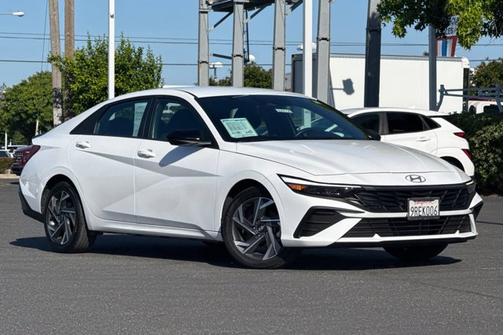 White 2025 Hyundai ELANTRA SEL Sport