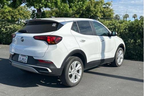 Summit White 2021 Buick Encore GX Preferred
