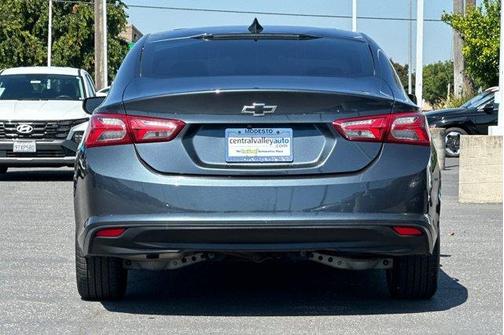 Shadow Gray Metallic 2021 Chevrolet Malibu LT