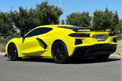 Accelerate Yellow Metallic 2023 Chevrolet Corvette Stingray w/2LT