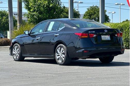 Super Black 2021 Nissan Altima 2.5 S