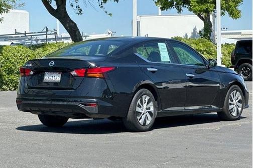 Super Black 2021 Nissan Altima 2.5 S