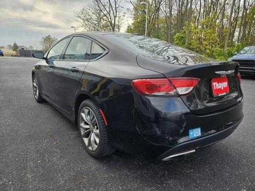 2015 Chrysler 200 S