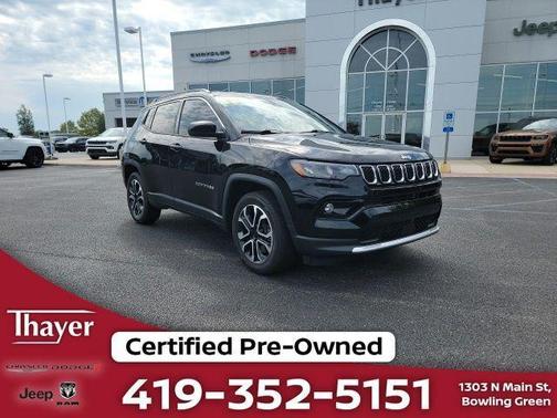 Diamond Black Crystal Pearlcoat 2023 Jeep Compass Limited 4x4