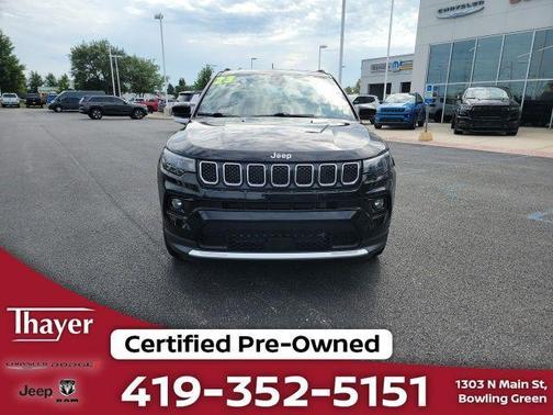 Diamond Black Crystal Pearlcoat 2023 Jeep Compass Limited 4x4
