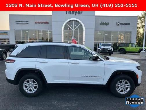 2022 Jeep Grand Cherokee Laredo 4x4