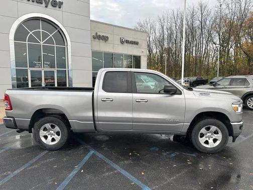 2022 RAM 1500 Big Horn Quad Cab 4x4 64' Box